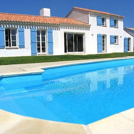 Hotel Res.eg Le Domaine De Fontenelles LʼAiguillon-sur-Vie